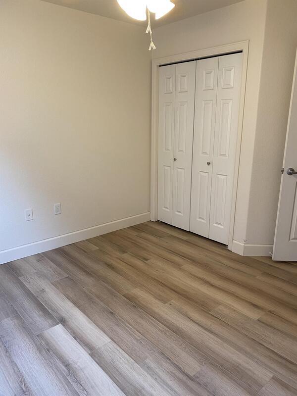 Building Photo - 1032 Canal Dr