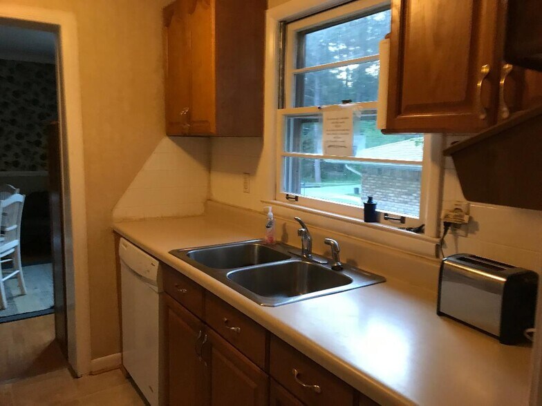 Building Photo - 2657 Frontier Trl