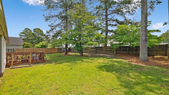 Building Photo - 5017 Tangerine Dr