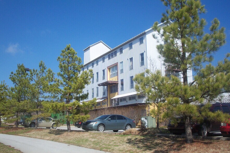 Back - 525 S School Ave