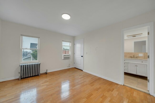 Building Photo - 316 Palisade Ave