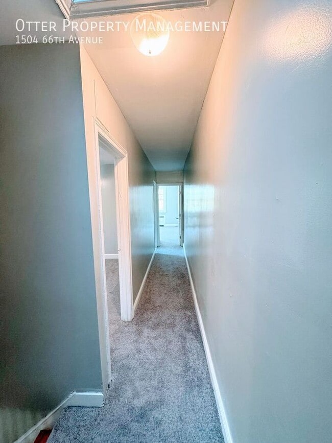 Building Photo - 1504 66th Ave