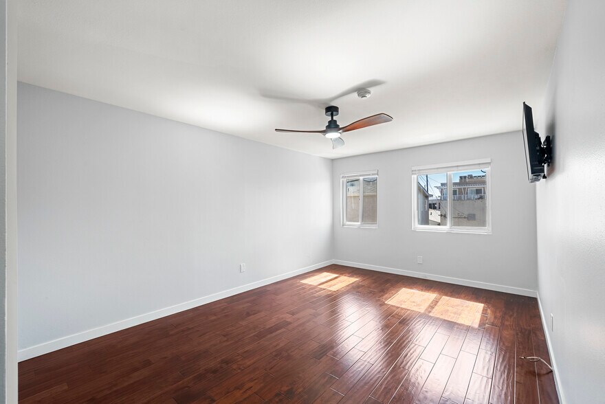 Building Photo - 40 15th St