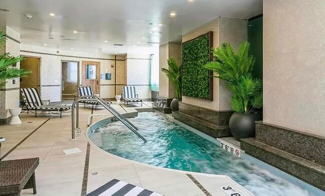 Building Photo - 88 Morgan St