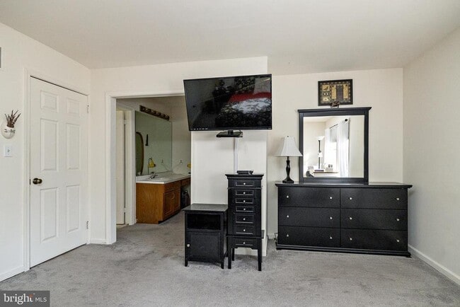 Building Photo - 937 Magnolia Rd