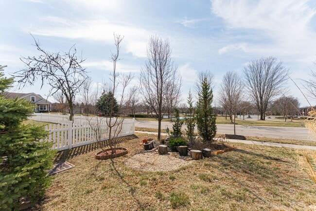 Building Photo - 6053 Taylor Rd