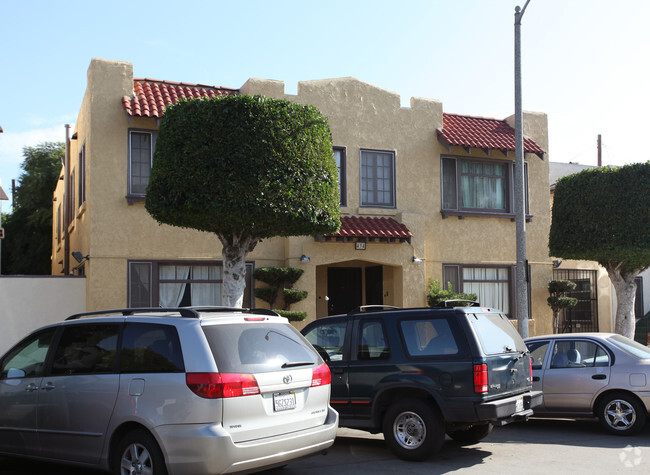 Building Photo - 434 Olive Ave
