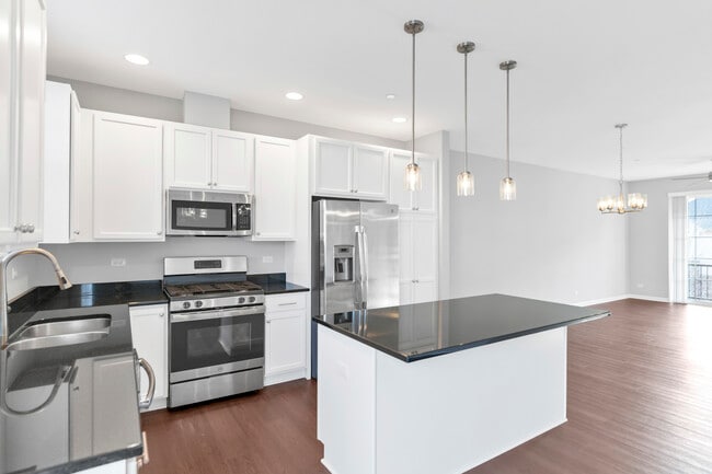 Building Photo - 478 Woodmoor Dr