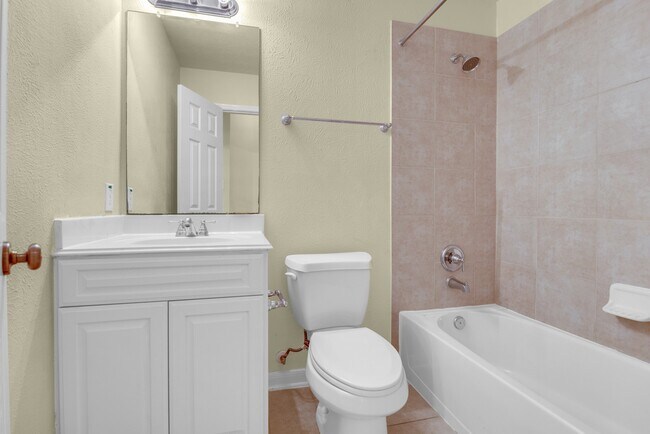 Building Photo - 26110 Basil View Ln
