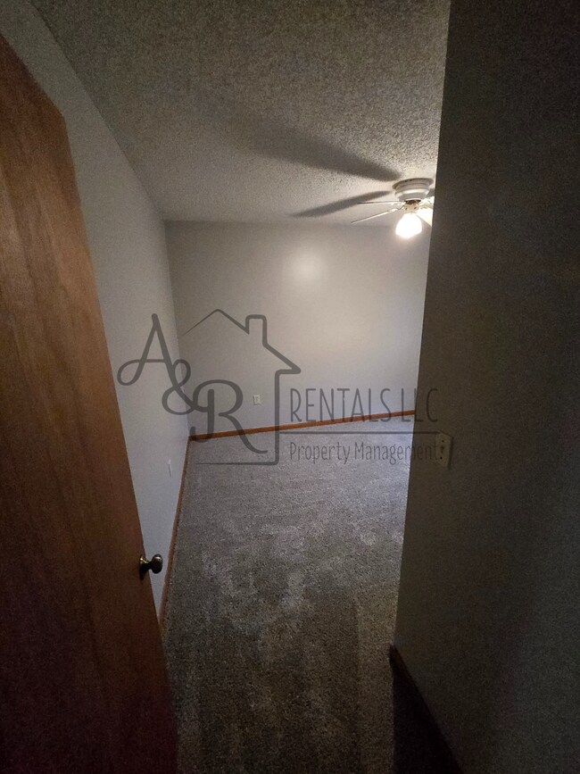 Building Photo - 215 W Forest St