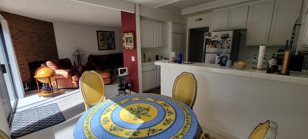 Building Photo - 8024 Caminito Gianna