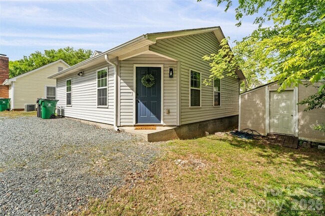 Building Photo - 6600/6602 Porterfield Road Unit