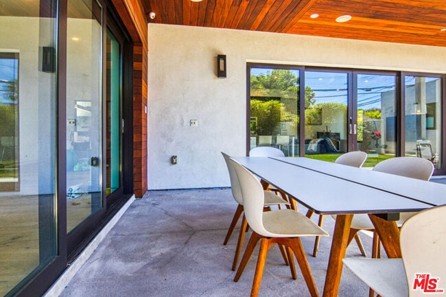 Building Photo - 2345 27th St