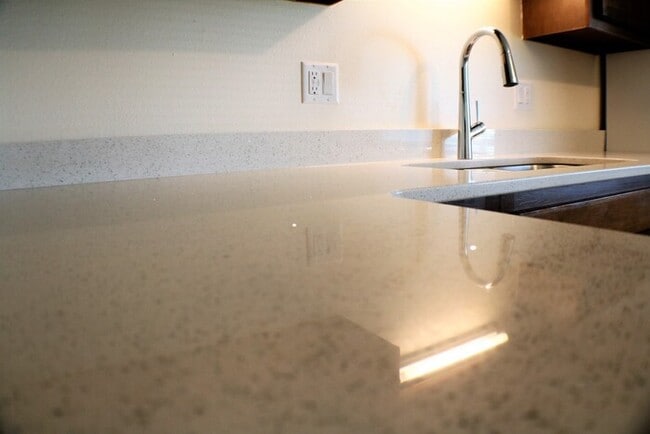 Building Photo - $1,600 | 2 Bedroom, 1 Bathroom Duplex | Pet Friendly* | Available for August 1st, 2026 Move In!