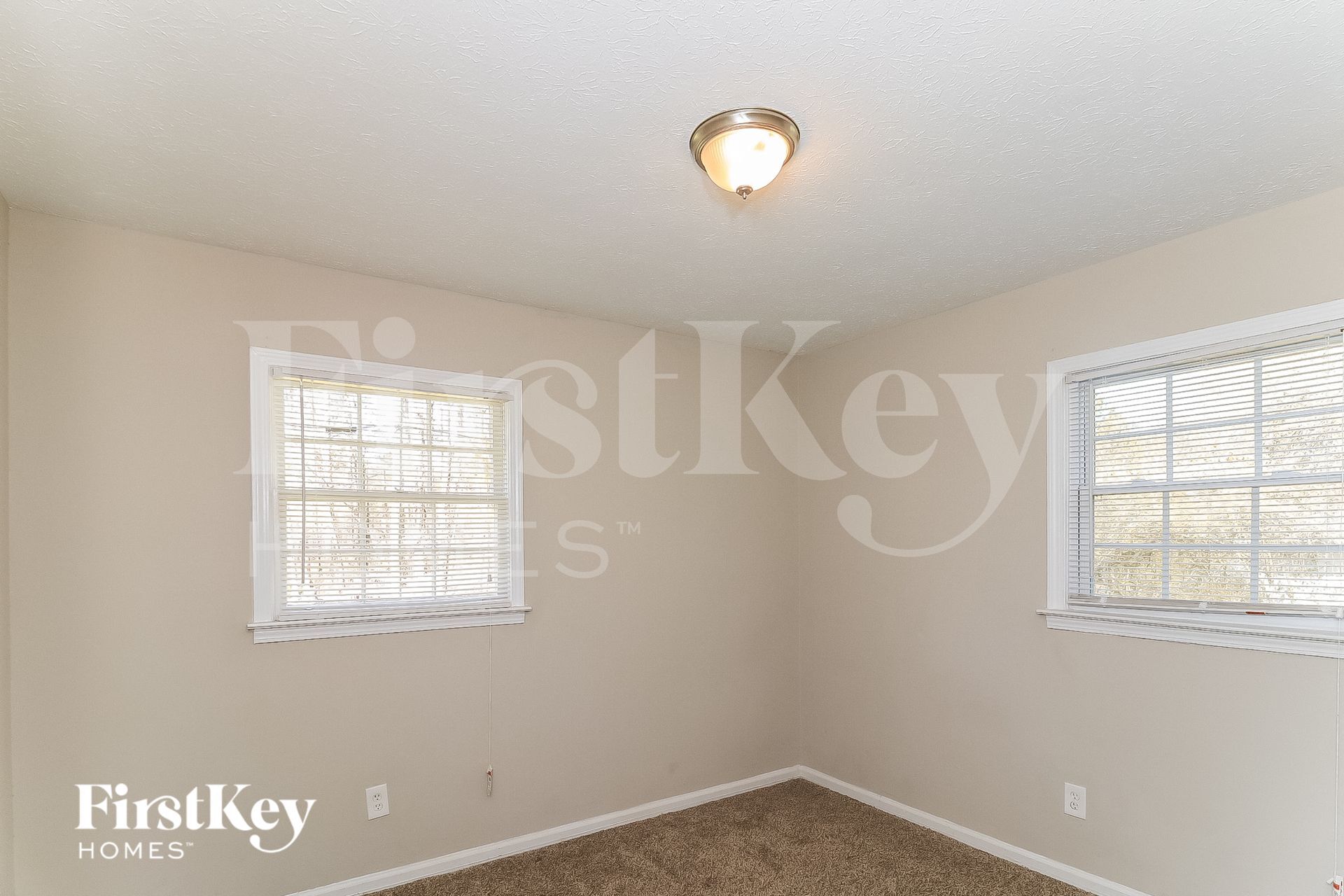 Building Photo - 6698 Kull Dr