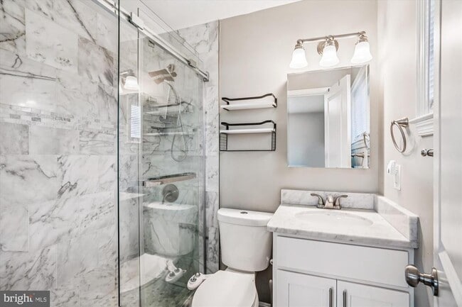 Building Photo - 3720 Harmon Ave