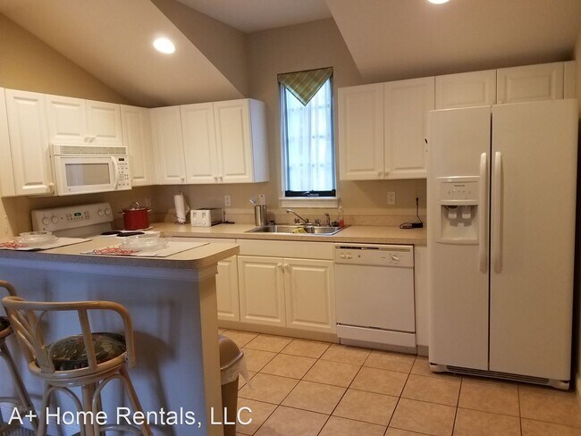 Building Photo - 2 br, 2 bath House - 1423 Stickley Avenue ...