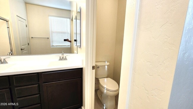 Building Photo - 2934 E Augusta Ave