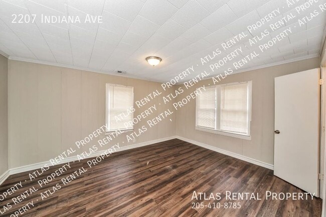 Building Photo - 2207 Indiana Ave