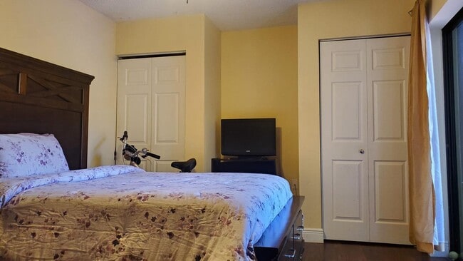 Building Photo - 2116 Praza Ln