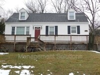 Building Photo - 811 E Beverley St