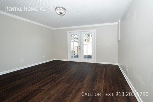 Building Photo - 582 W Layton St