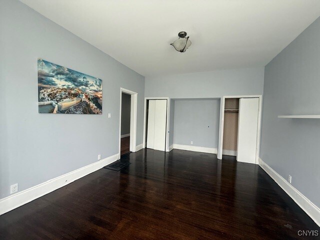 Building Photo - 1515 Oneida St