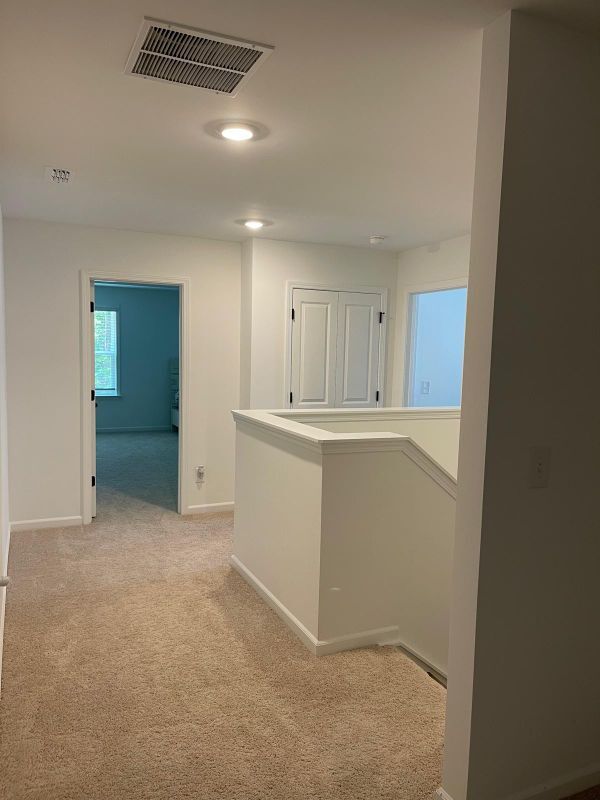 Building Photo - 632 Gilles Ln
