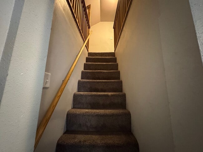 Building Photo - Charming House in Bellingham - 4 Bedroom 1...