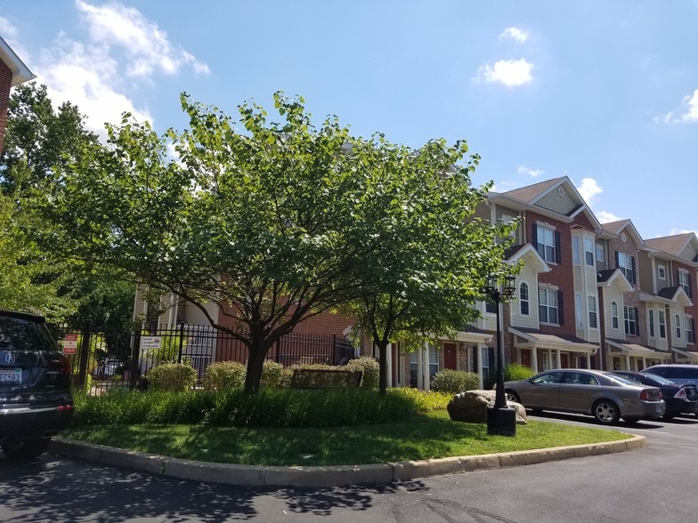 Building Photo - 2756 Mcknight Crossing Ct