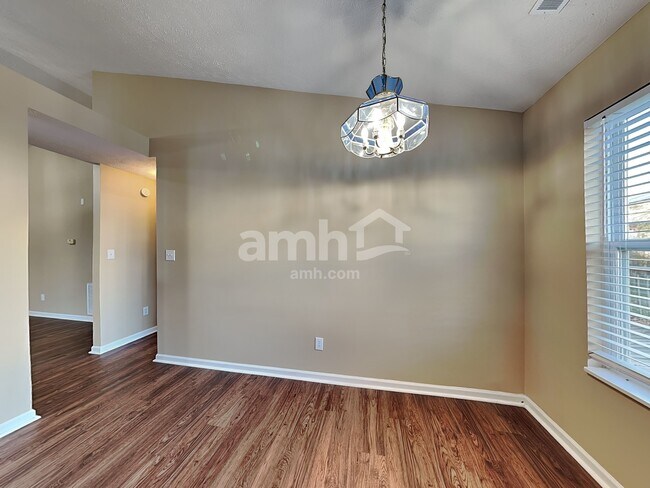 Building Photo - 3436 Trillium Ct