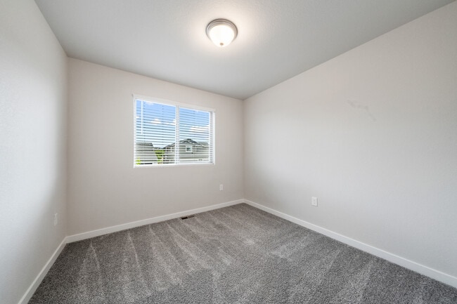 Building Photo - 3295 Bewildering Heights