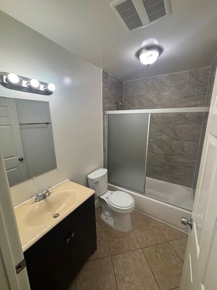 Building Photo - 9031 Avalon Blvd