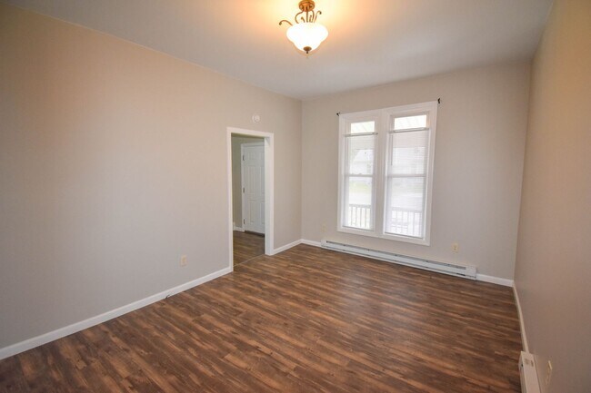 Building Photo - RASK209