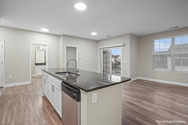 Building Photo - 5151 Foxtail Pine St