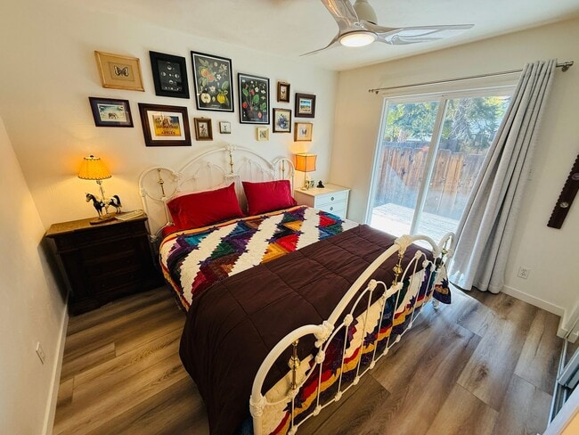 Building Photo - 1676 Bakersfield St