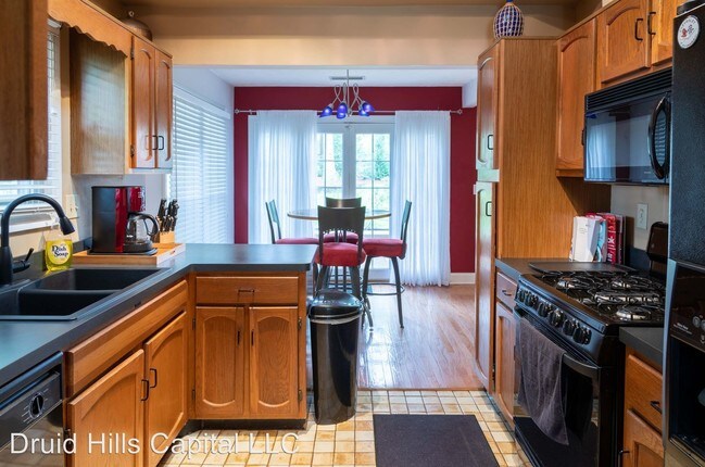 Building Photo - 3 br, 2 bath House - 3708 Creekstone Dr