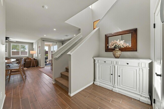 Building Photo - 51780 Ponderosa Dr.