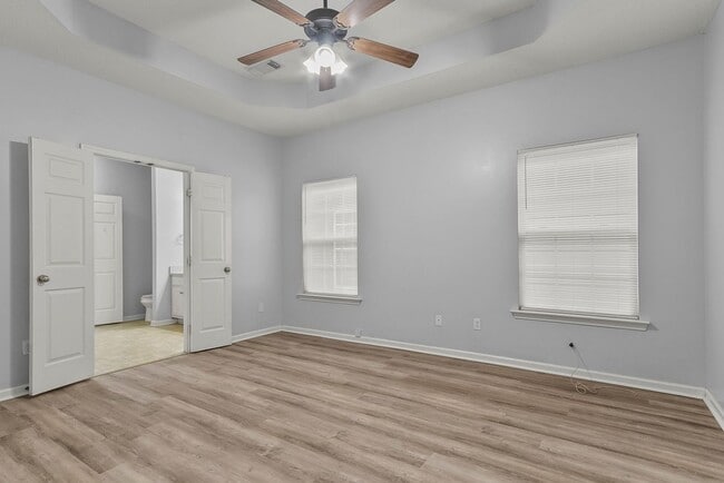 Building Photo - Nice 3 Bed 2 bath Home Available! Schedule Your Tour Today!