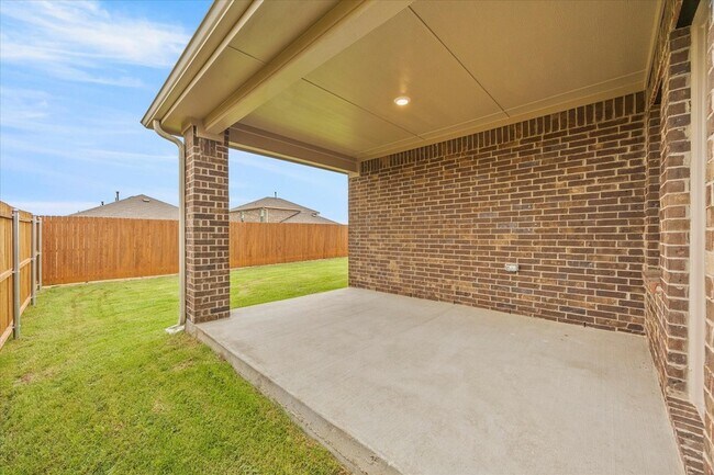Building Photo - 2307 Albert Ln