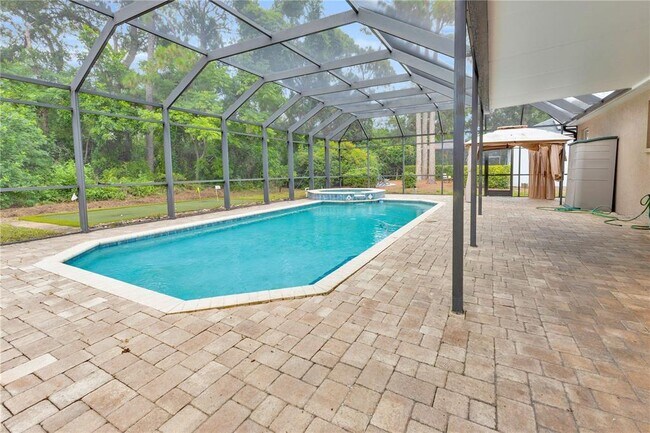 Building Photo - 721 Stonecrest Dr