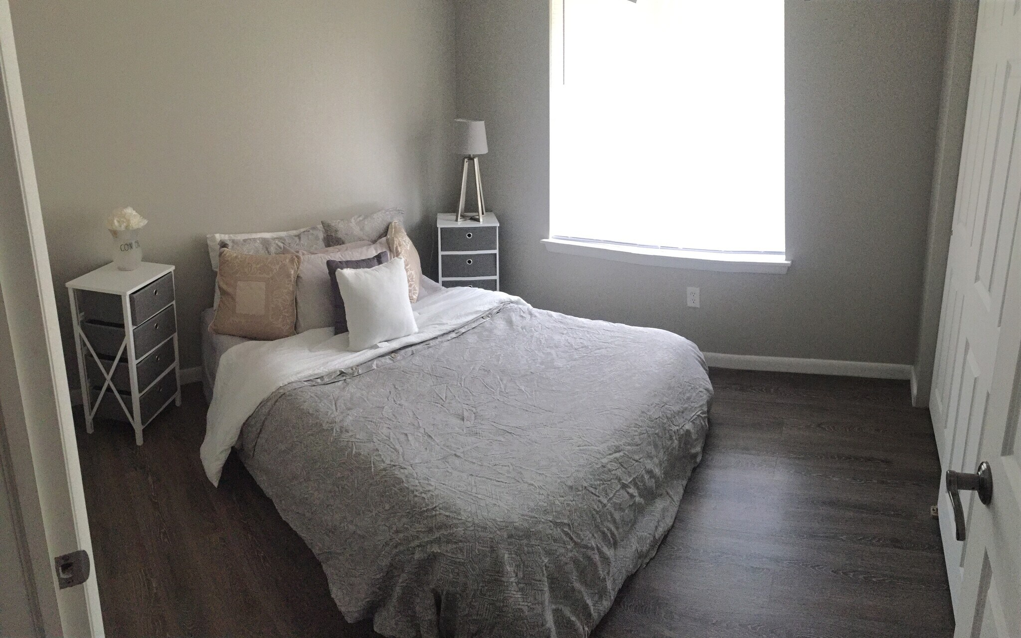 Second Bedroom - 4705A Dunbarton Rd