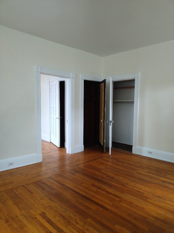 Building Photo - 536 Howell Ave