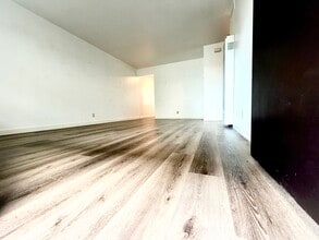 Building Photo - 1822 Francisco St