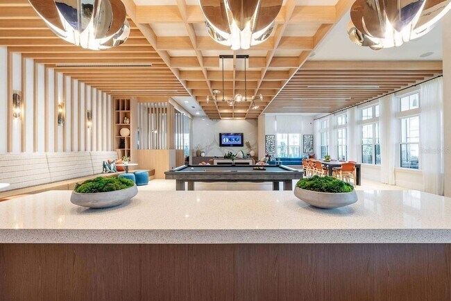 Building Photo - 3020 Base Blvd