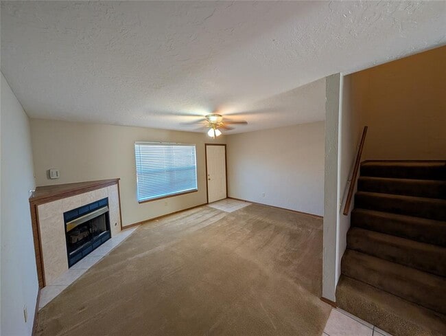 Building Photo - 3201 Lois Arlene Cir