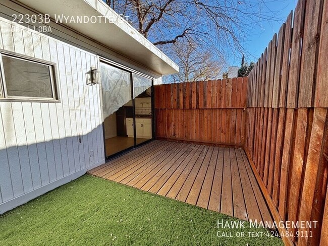 Building Photo - 22303 Wyandotte St