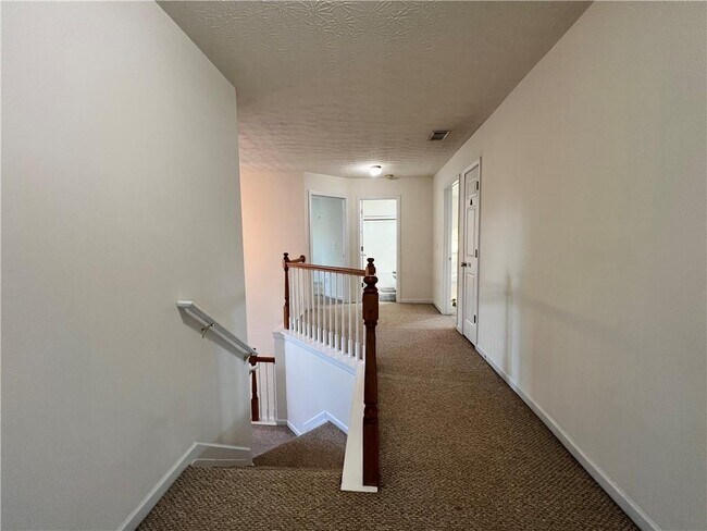 Building Photo - 789 Roxholly Ln NE