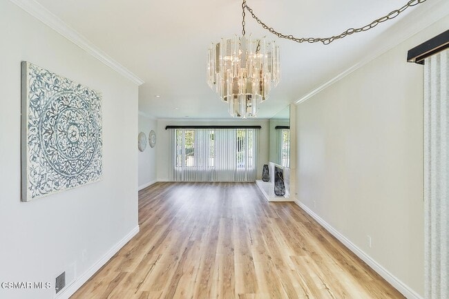 Building Photo - 4082 Avenida Verano