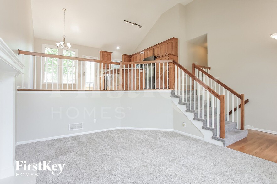 Building Photo - 5001 NW 90th St